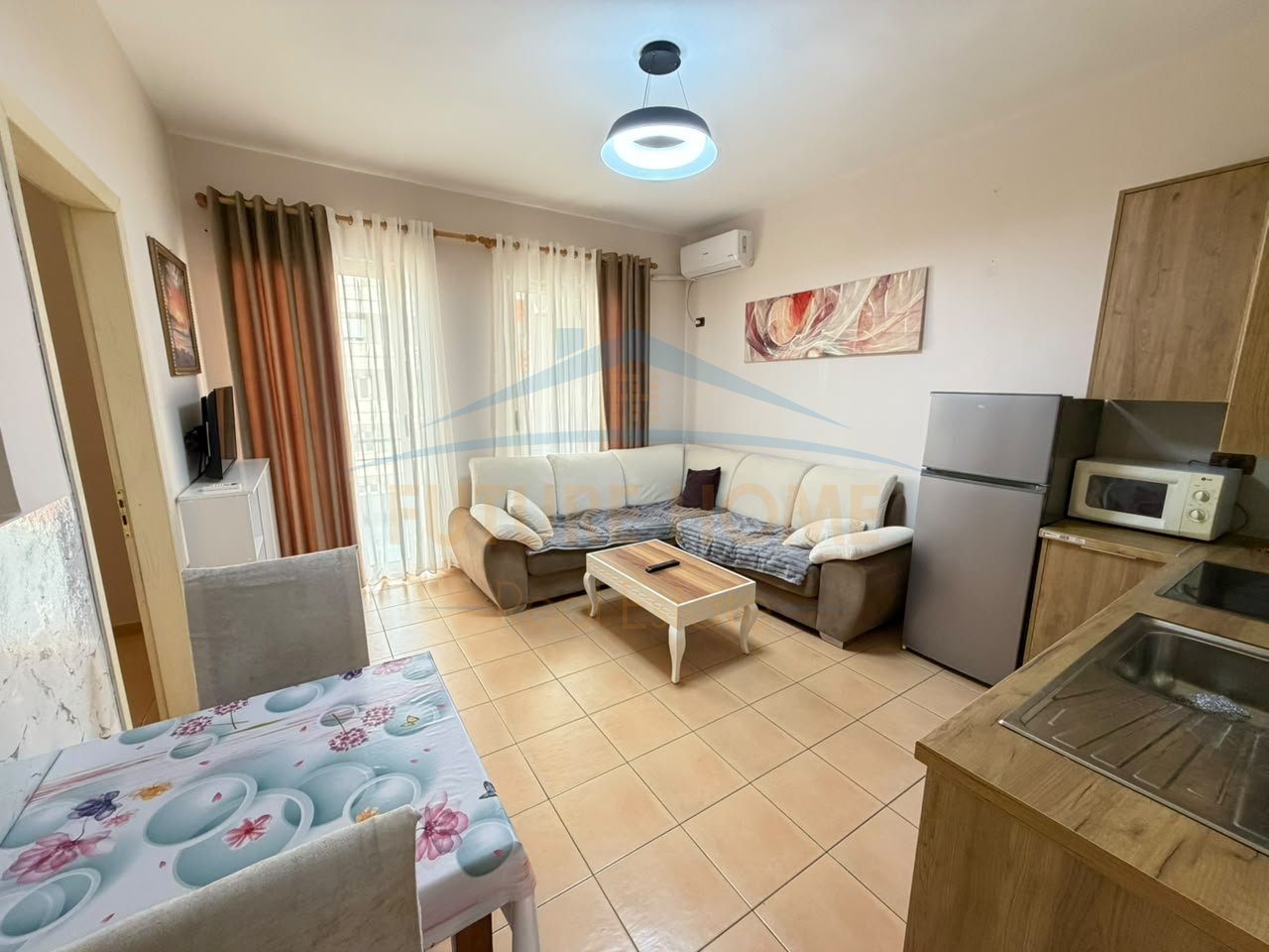In vendita, Appartamento 2+1, Yzberisht, Tirana