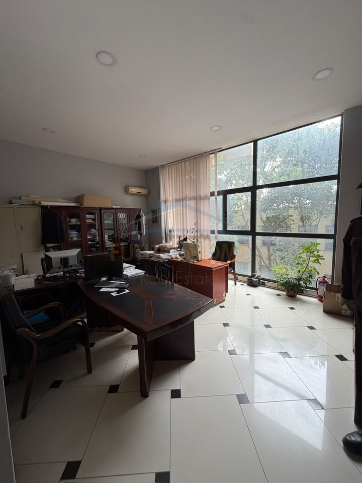 Sale, Business Premises, Street: "Dritan Hoxha", Tirana.