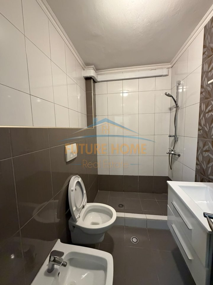 Shitet, Apartament 1+1, Ali Demi, Tiranë