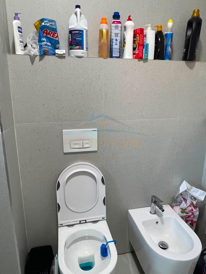 Shitet, Apartament 1+1, Ali Demi, Tiranë