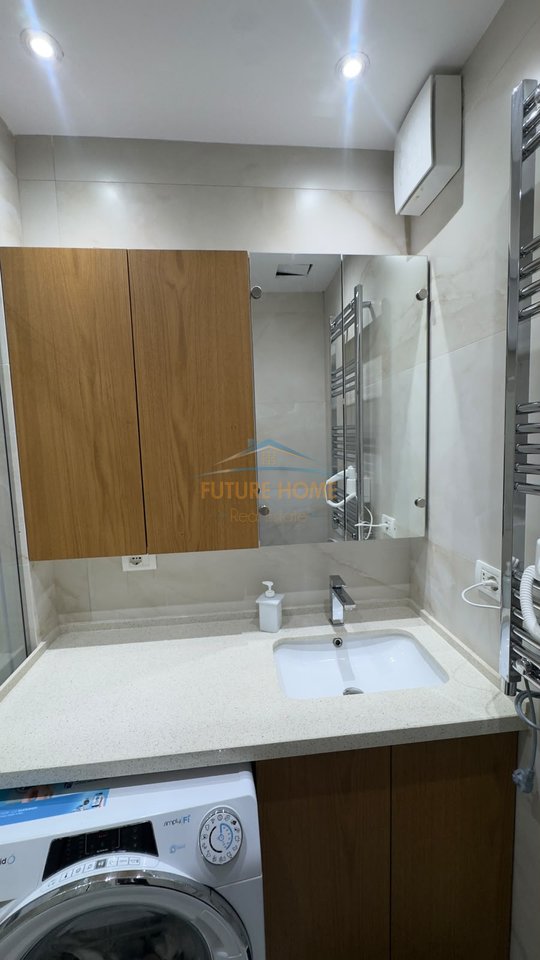 Qera, Apartament 2+1+ Verandë, Fusha Aviacionit, Tiranë