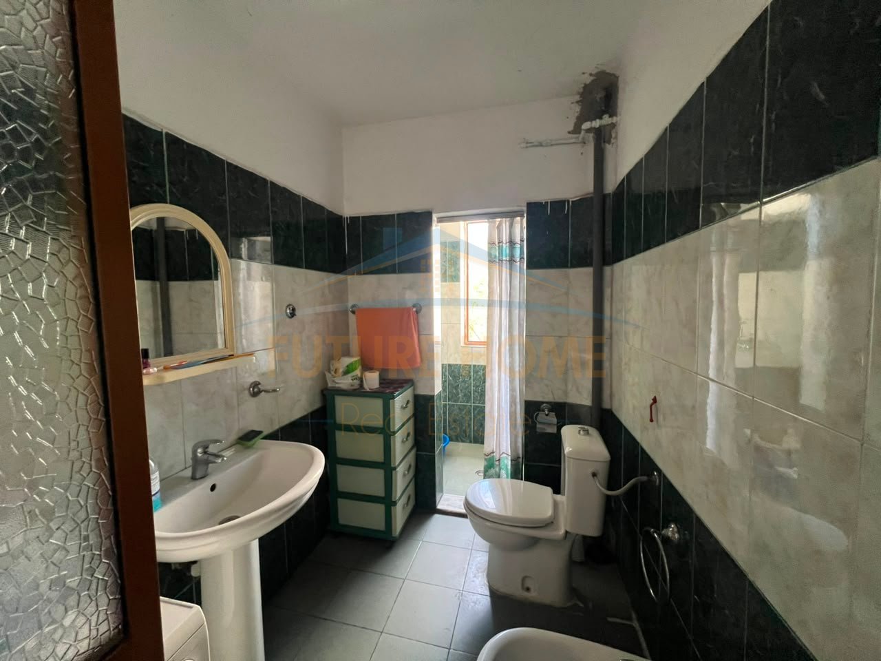 Qira,Apartament 2+1,Oxhaku,Tirane.