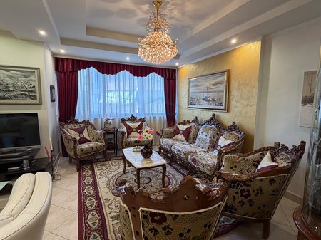 Qira,Apartament 3+1+2,Xhamia e Tabakëve,Tiranë