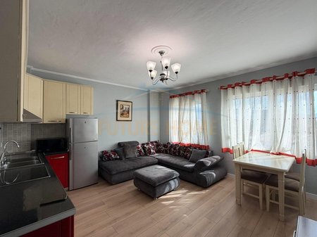 Shitet, Apartament 2+1, Kthesa e Kamzës, Pallatet e Verdha