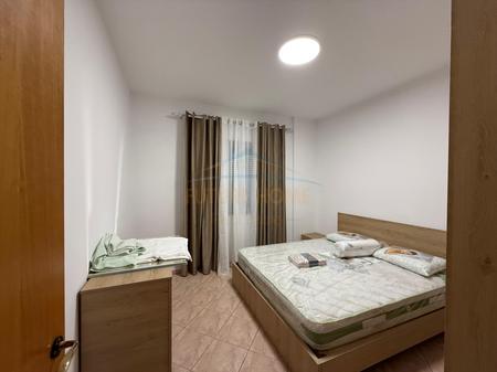 Qera, Apartament 3+1+2, Zogu i Zi, Tiranë.