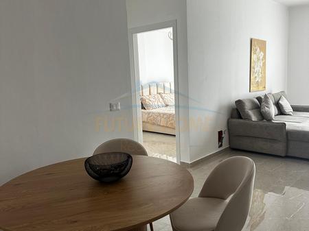 Qera, Apartament 1+1, Kompleksi Aura, Rruga Dritan Hoxha, Tiranë