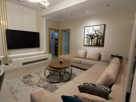 Qera, Apartament 2+1, Unaza e Re.
