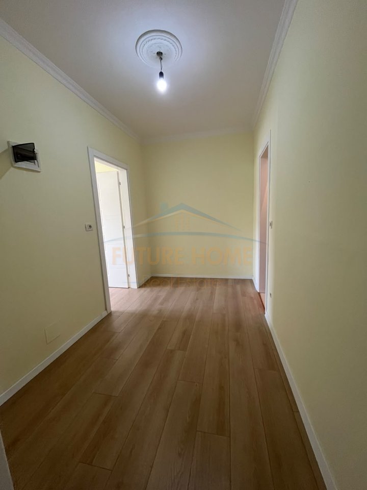 Shitet, Apartament 1+1,Rruga Irfan Tomini, Tiranë