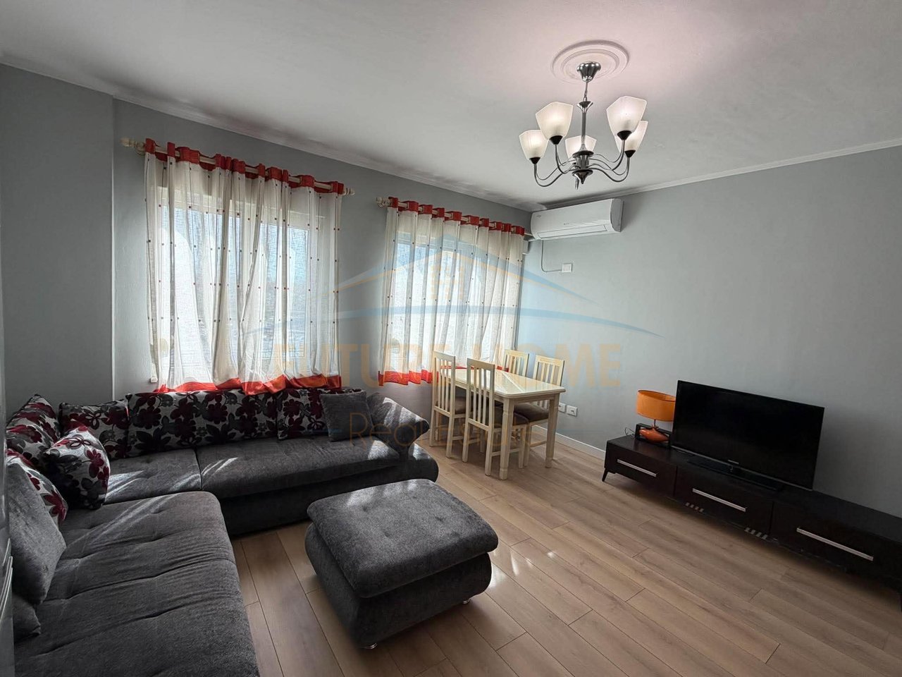 Shitet, Apartament 2+1, Kthesa e Kamzës, Pallatet e Verdha