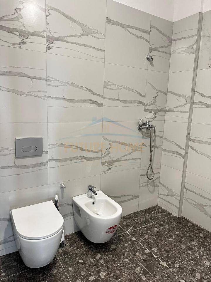 Affitto, Appartamento 1+1, Complesso Aura, Via Dritan Hoxha, Tirana