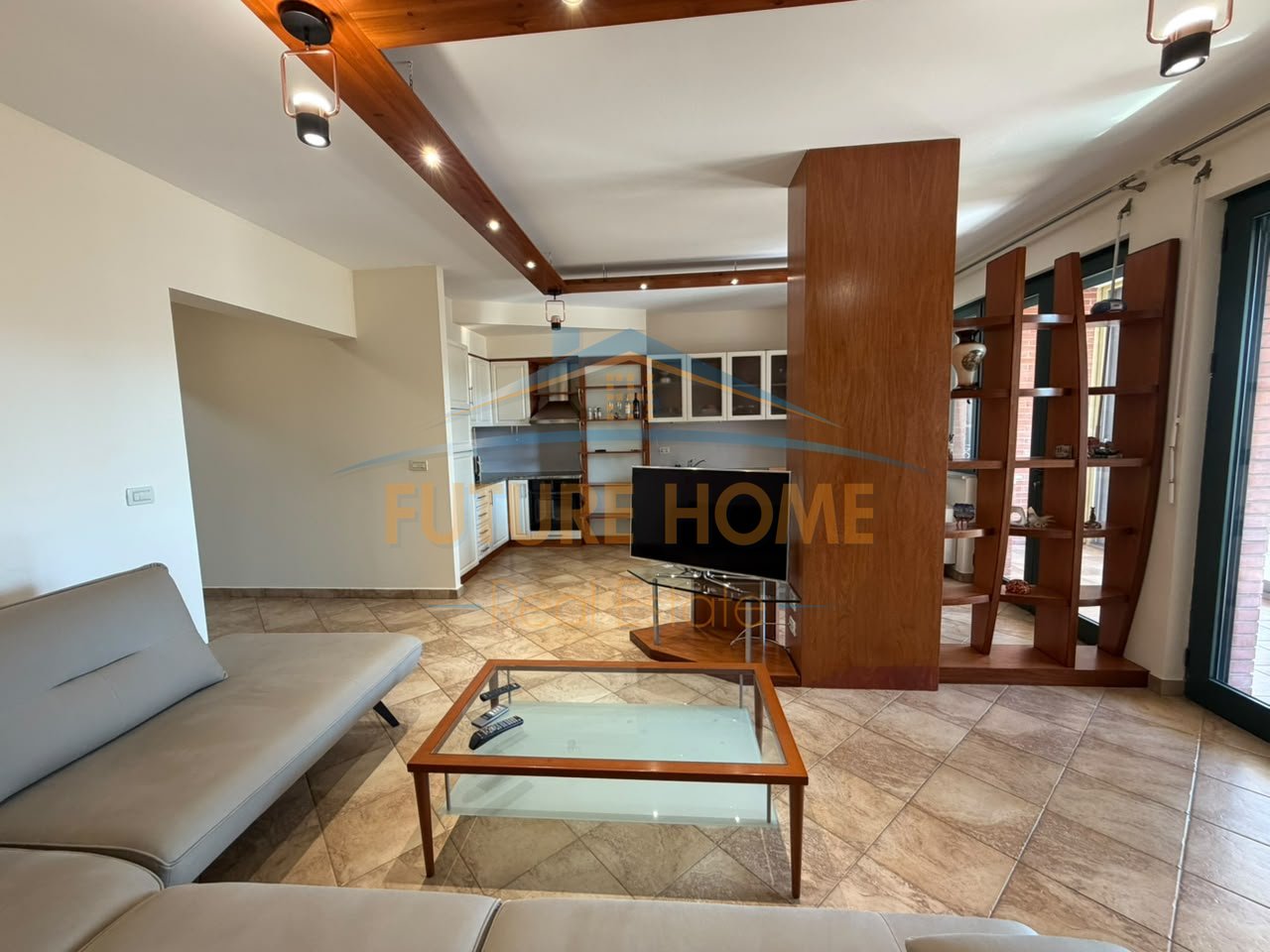 Qera, Apartament 2+1, Blloku, Tiranë