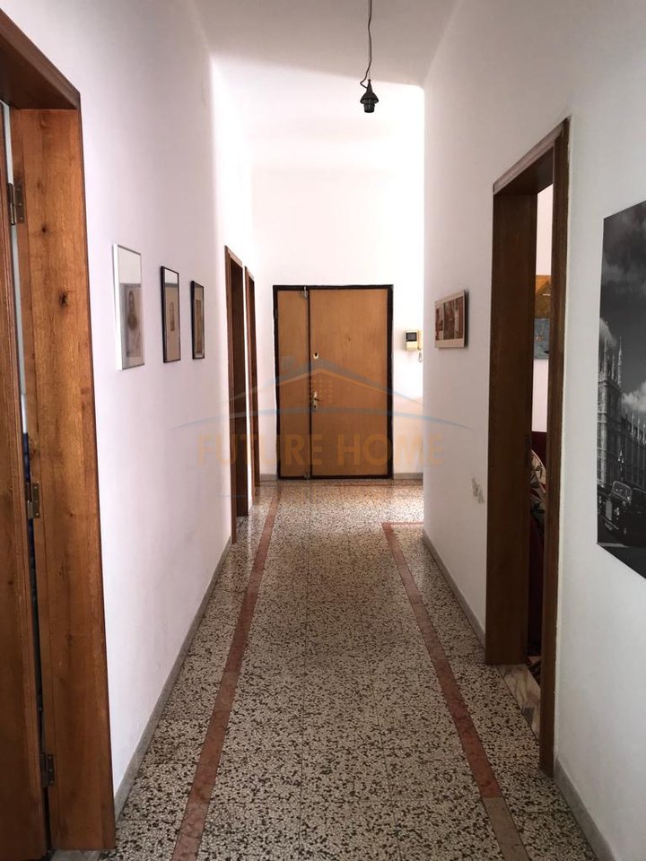 Appartamento 2+1 con 2 balconi in affitto in Centro!