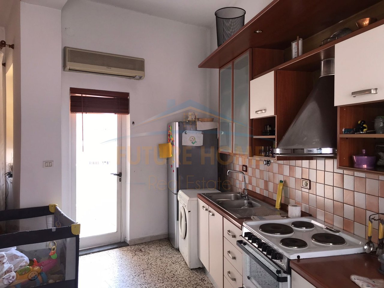 Appartamento 2+1 con 2 balconi in affitto in Centro!