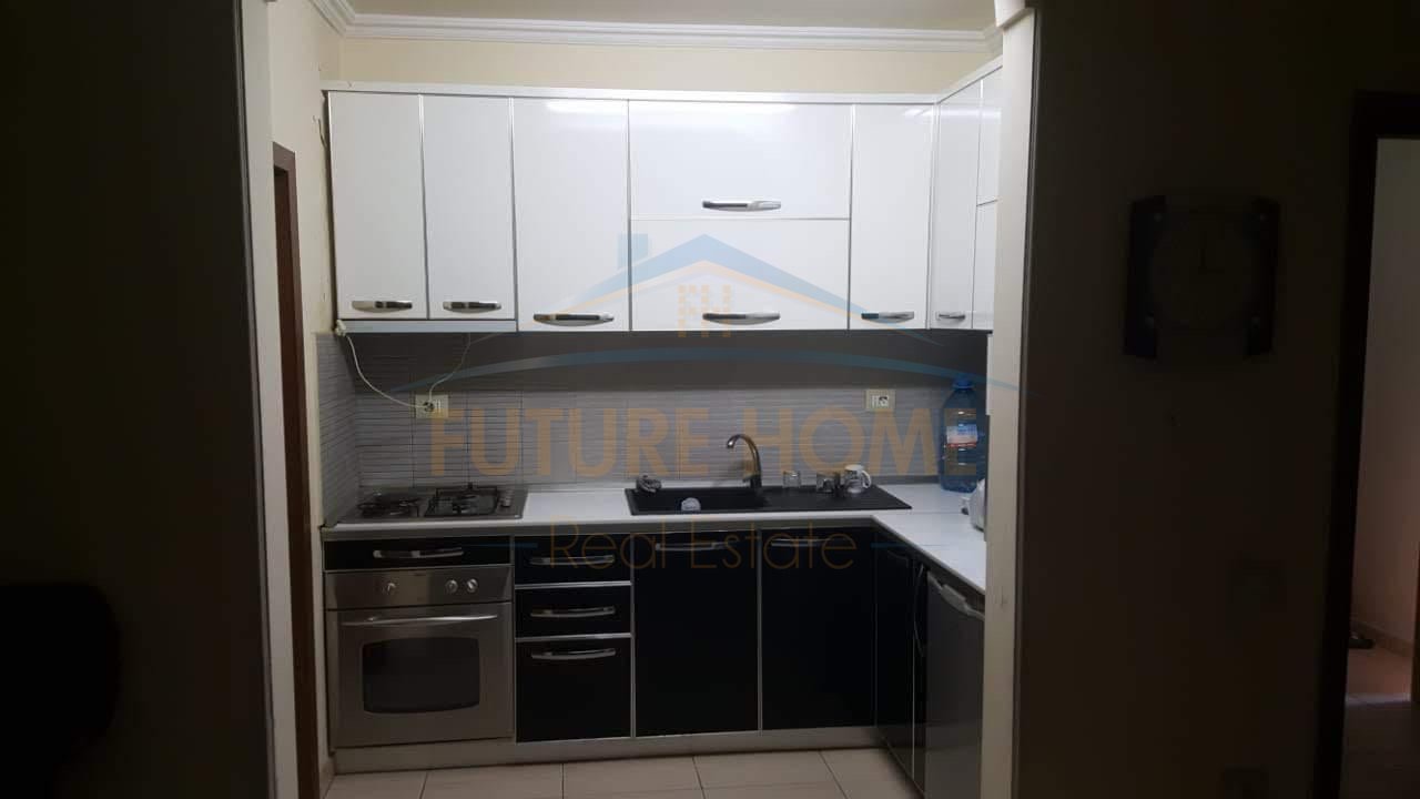 Apartment 1+1 and Business Premises for Sale, United School.
