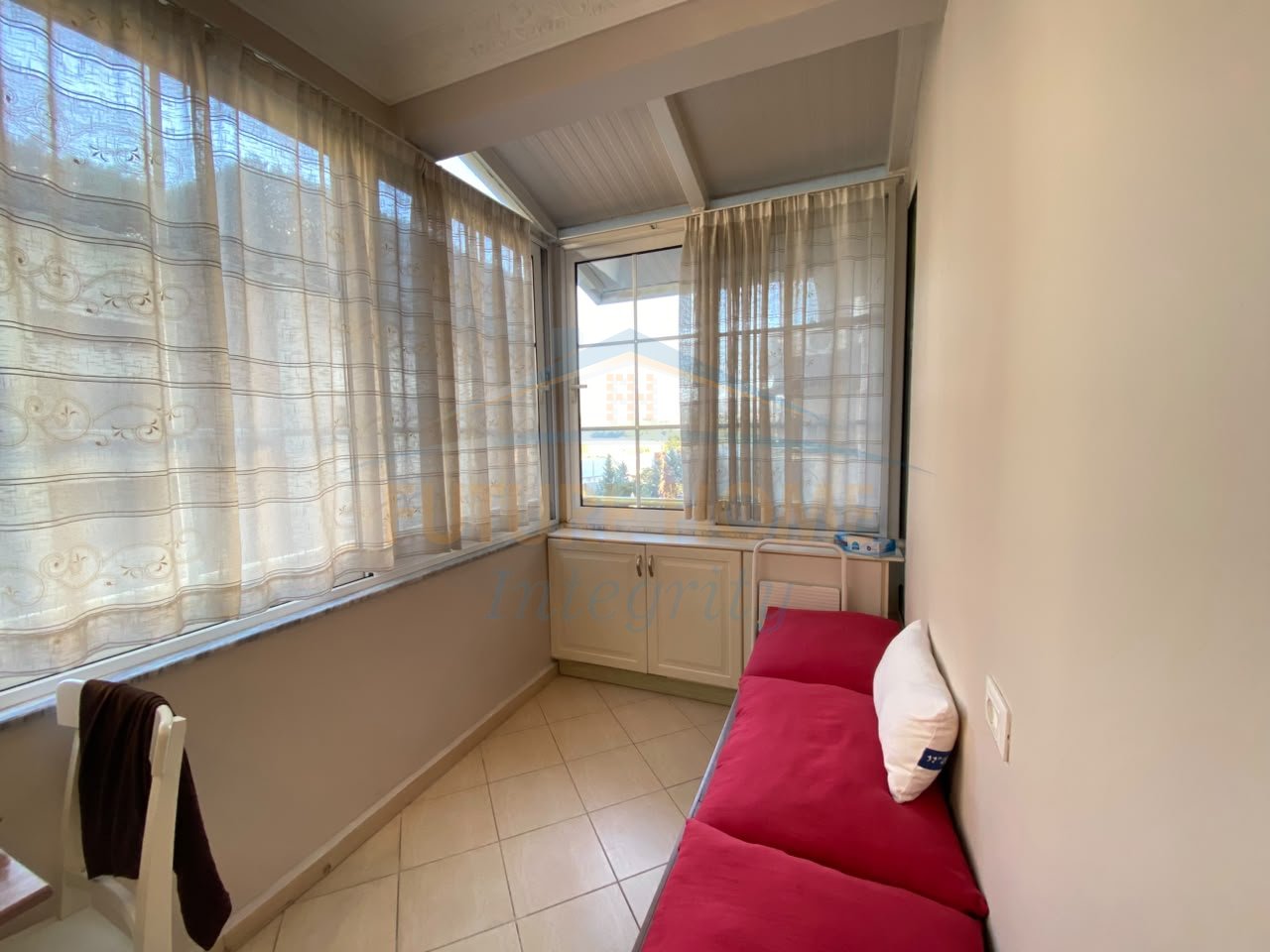 Shitet, Apartament 1+1, Kopshti Zoologjik, Tiranë.