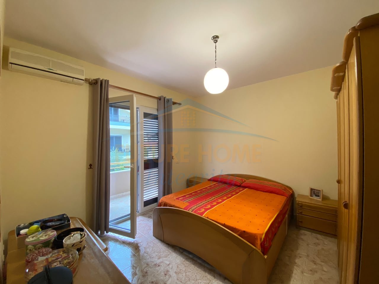 Qera, Apartament 3+1+Post parkimi, Qytet Studenti, Tiranë.