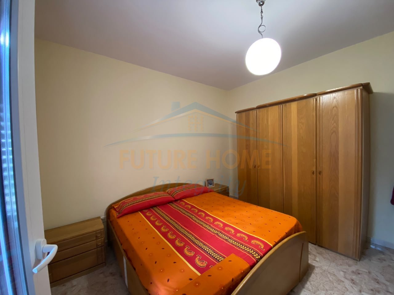 Qera, Apartament 3+1+Post parkimi, Qytet Studenti, Tiranë.