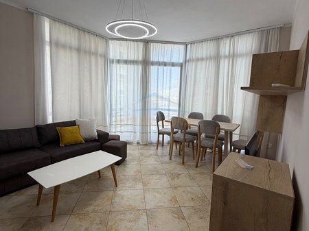 Qira,Apartament 2+1,Rr.Petro Nini Luarasi,Tirane