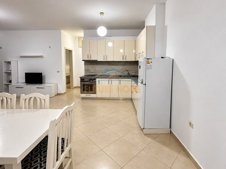 Shitje,Apartament 2+1, Unaza Re !