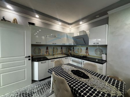 Shitet, Apartament 1+1, Rruga e Dajtit, Fresk, Tiranë