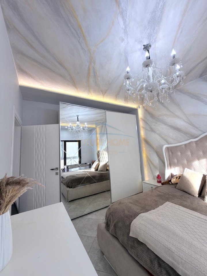 Shitet, Apartament 2+1, Uji i Ftohtë, Vlorë