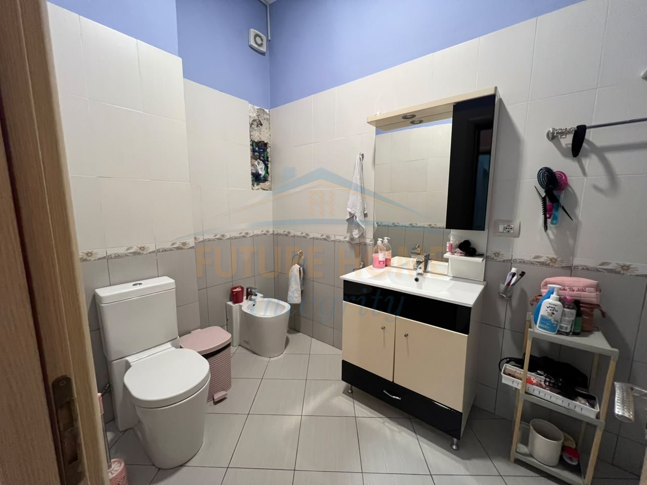 In vendita, appartamento 2+1+2, Fresku, Tirana.