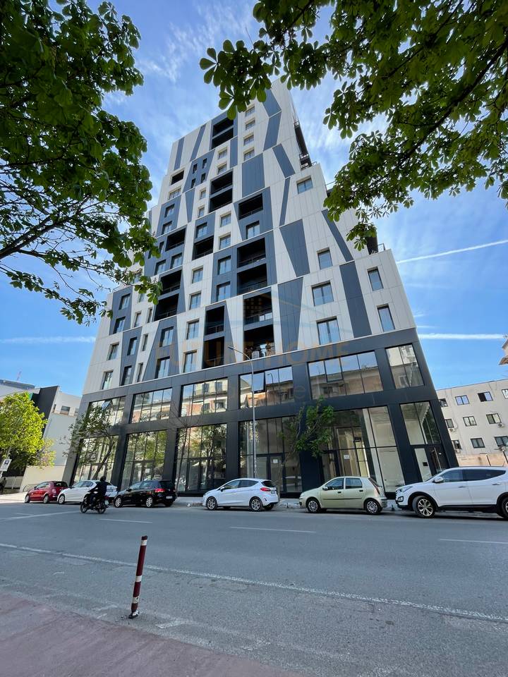 Qera, Apartament 1+1, Rruga e Barrikadave