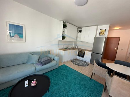 Shitet, Apartament 1+1+Depo, Qerret, Kavaje