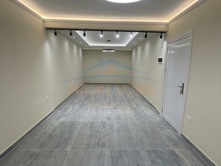 Qera , Ambjent Biznesi , Xhanfize Keko , Tirane