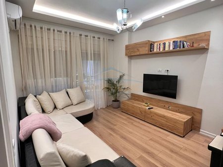 In vendita, Appartamento 1+1, Nuovo Anello, Tirana.