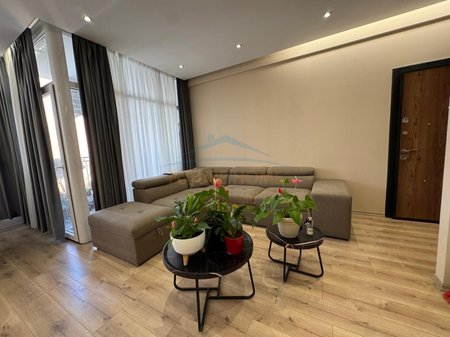 Shitet, Apartament 2+1+2, Rezidenca Avid, Jordan Misja, Tirane.