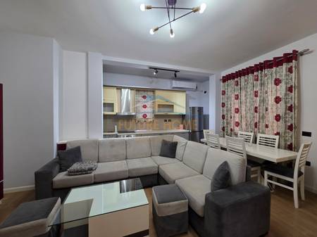 Qera,Apartament 3+1,Fakulteti Ekonomik