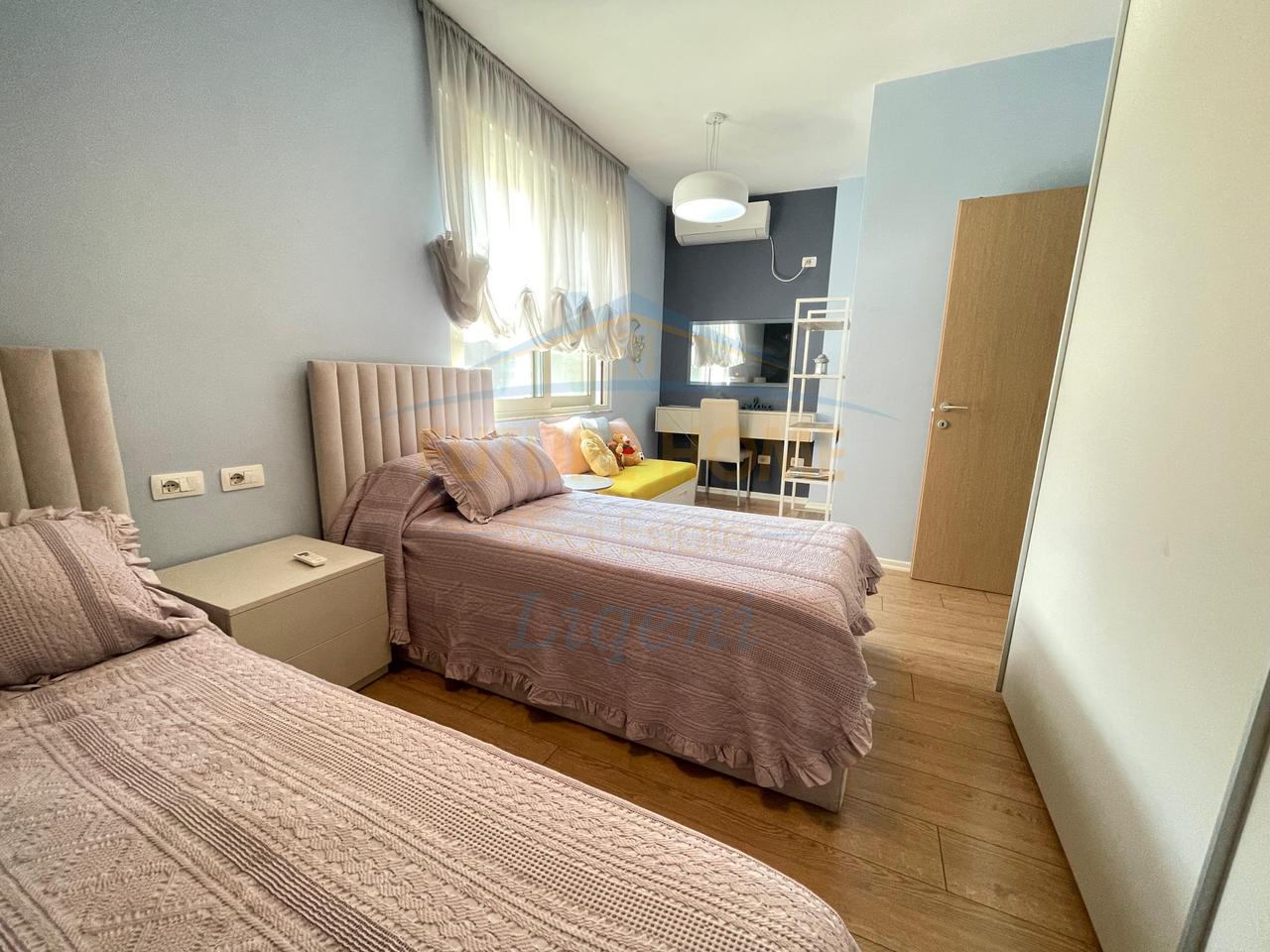 Rent, Apartment 2+1, Electric Market, Tirana