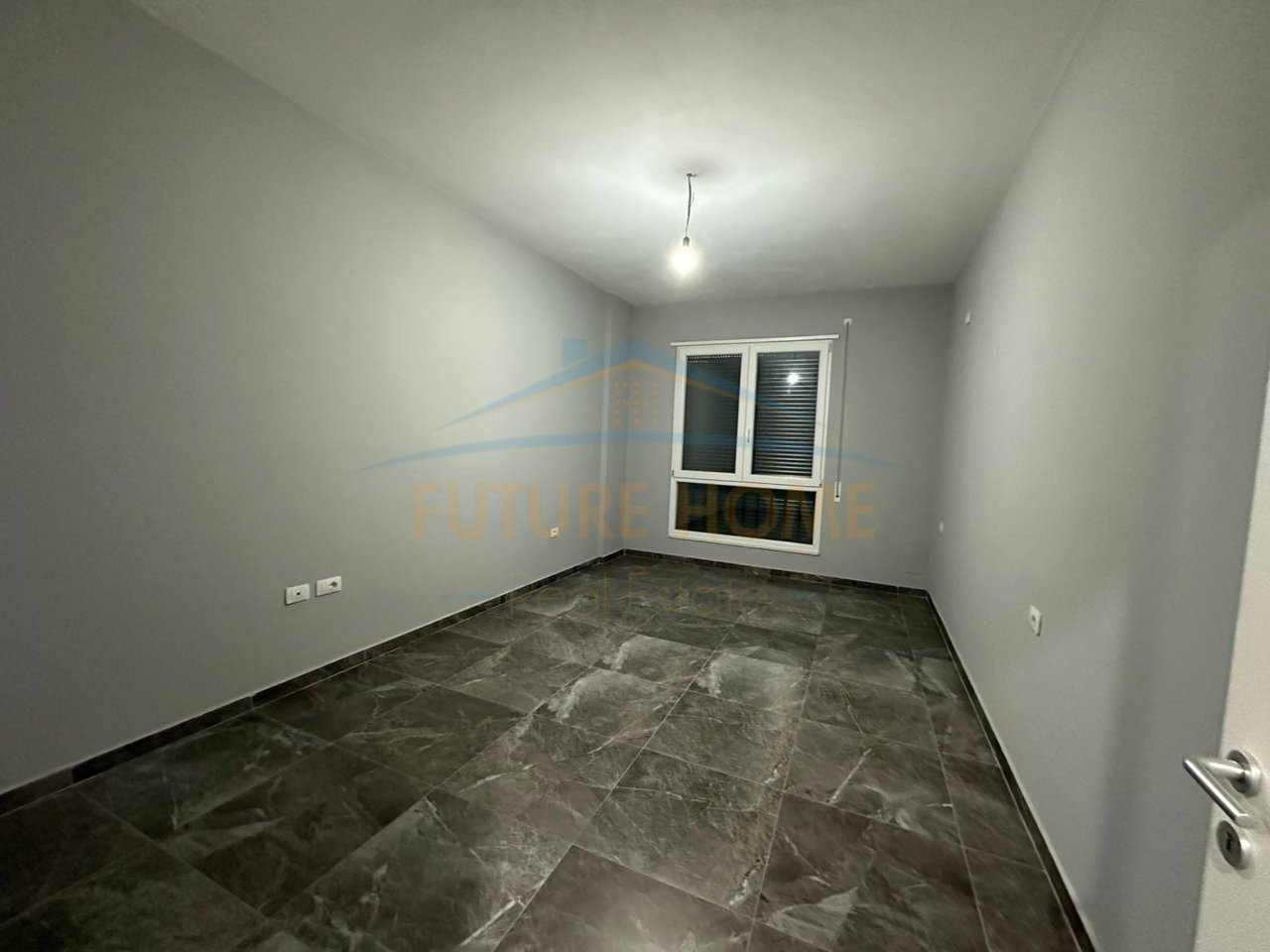 Rent, Apartment 1+1, 5 Maji Street, Tirana.