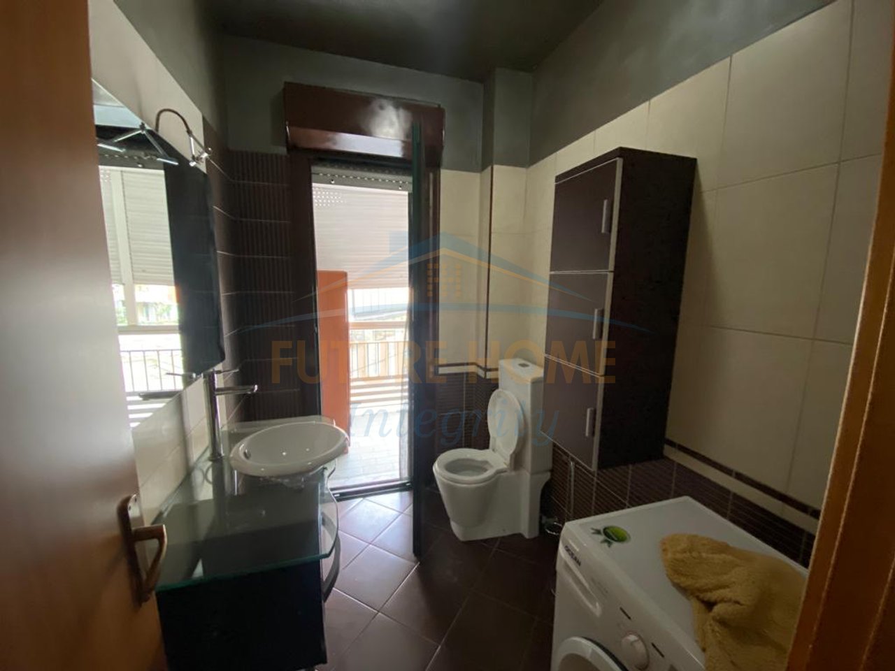 Rent, Apartment 3+1+2, Zogu i Zi, Tirana.