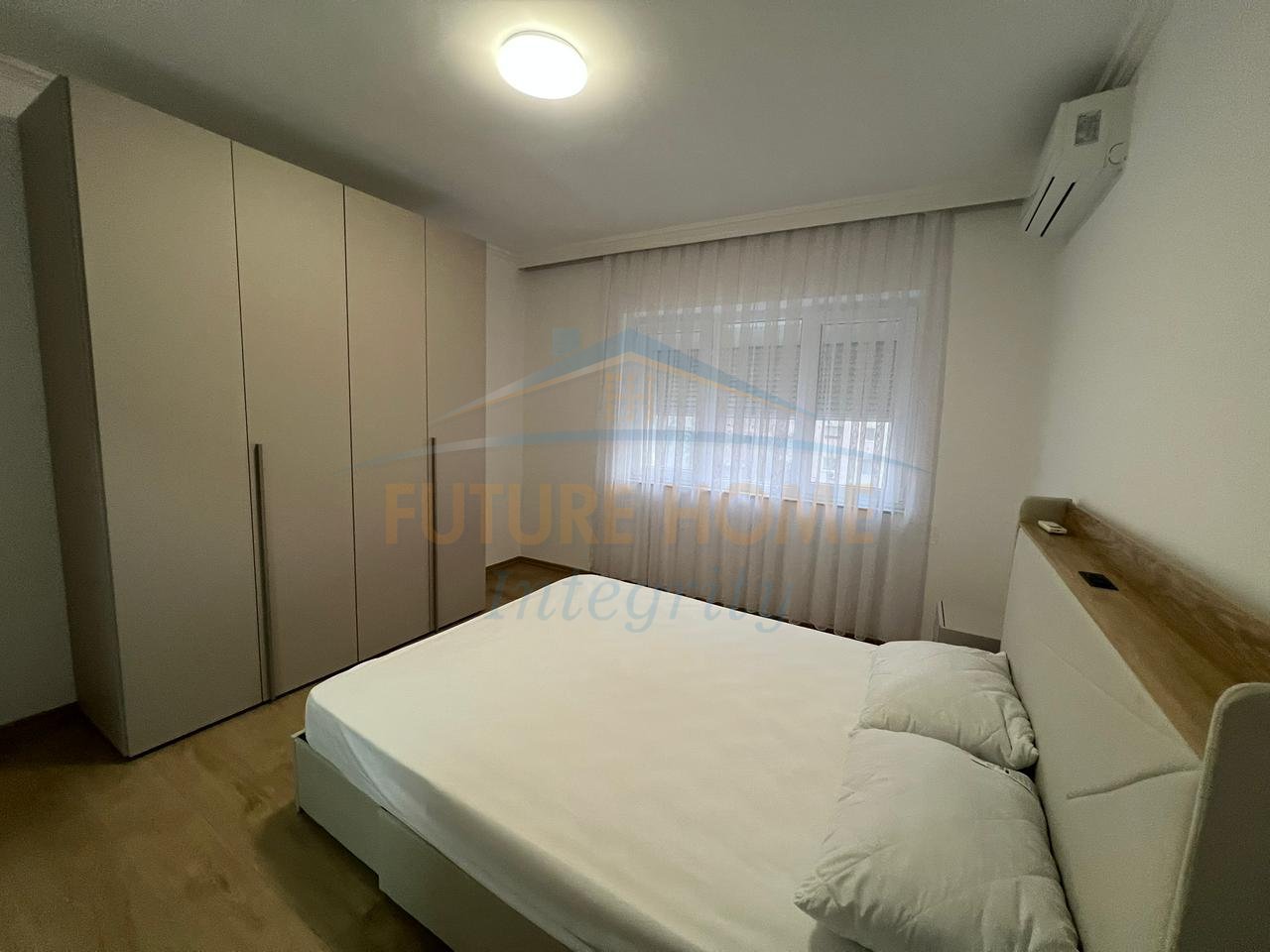 Qera, Apartament 2+1, Pazari i Ri, Tiranë.