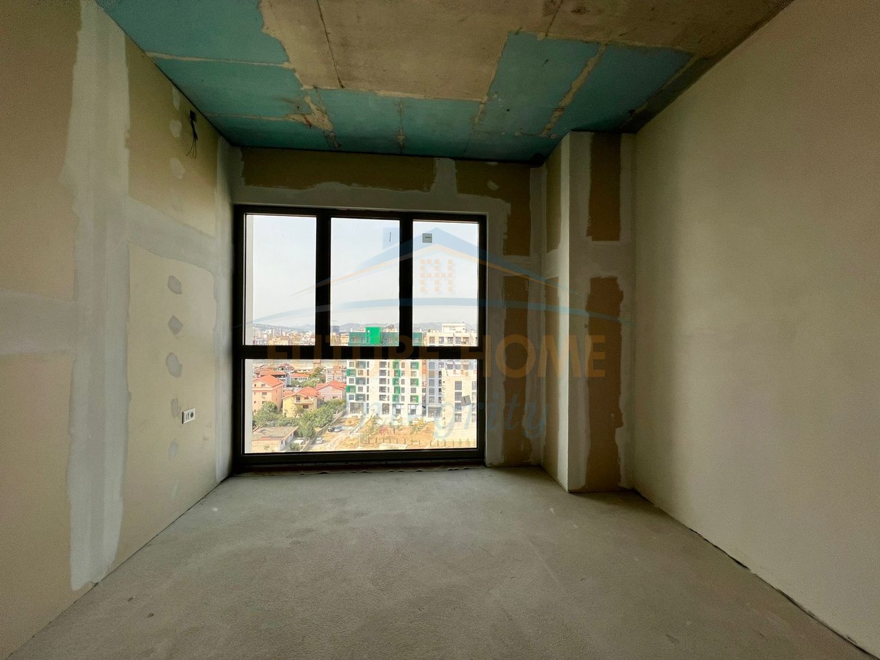 Shitet, Apartament 3+1+2+2 Poste parkimi, Park Avenue Residence, Bulevardi i Ri, Tiranë.