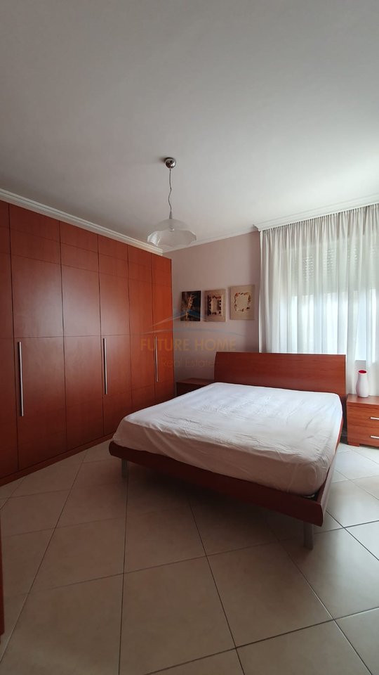 Affitto, Appartamento 2+1+2, Comune di Parigi, Tirana