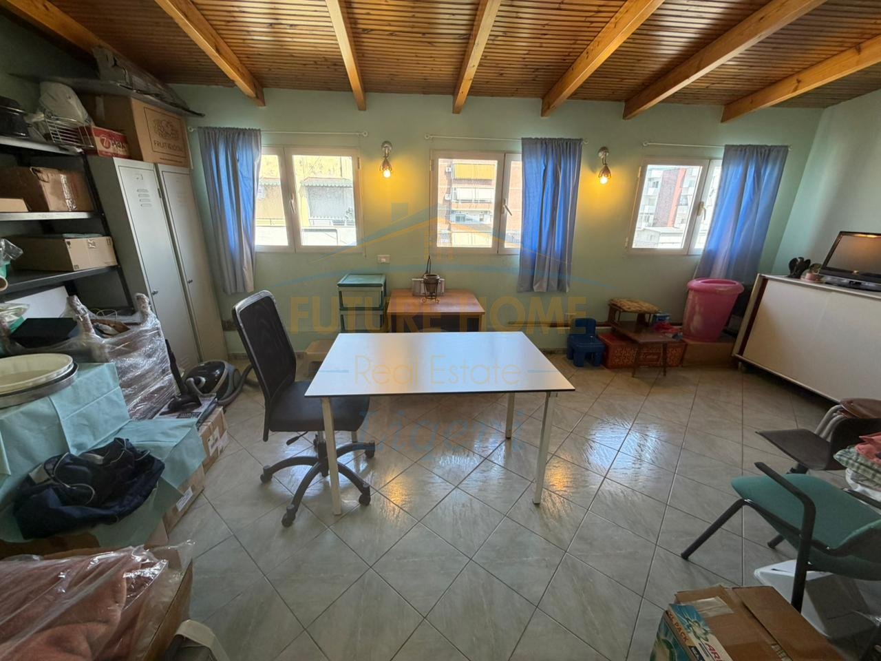 Shitet, Apartament 3+1+Verand, Selvia, Gjimnazi Partizani, Tiranë