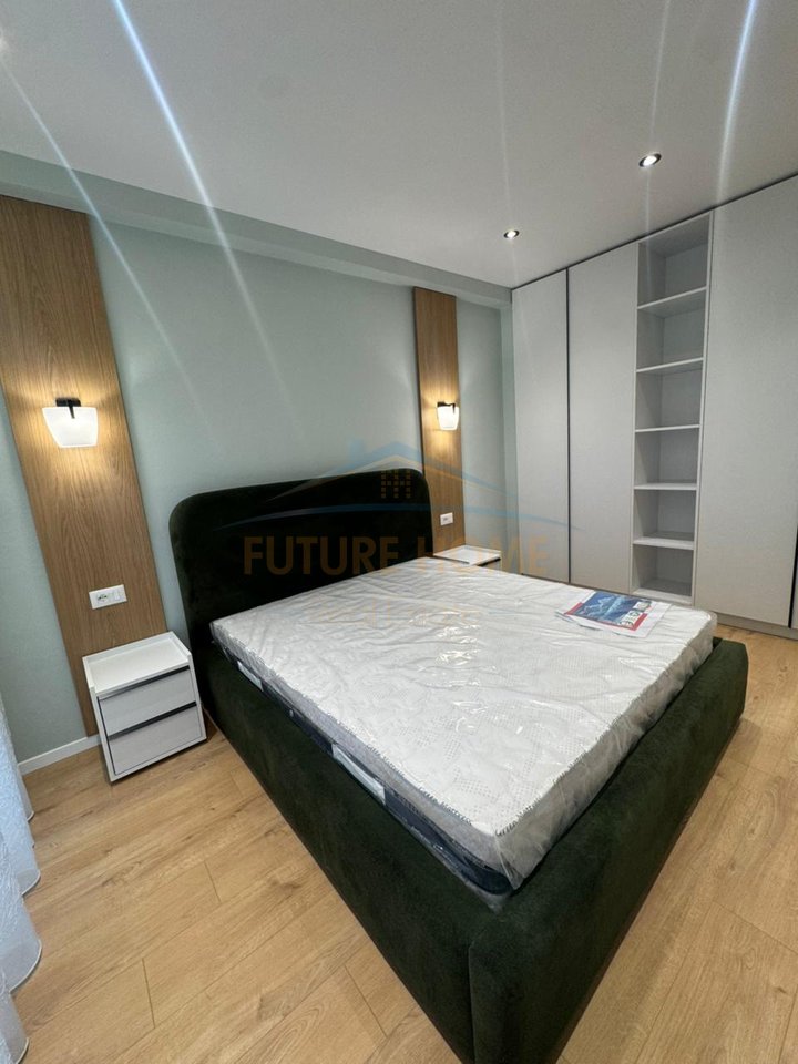Shitet, Apartament 2+1, Misto Mame