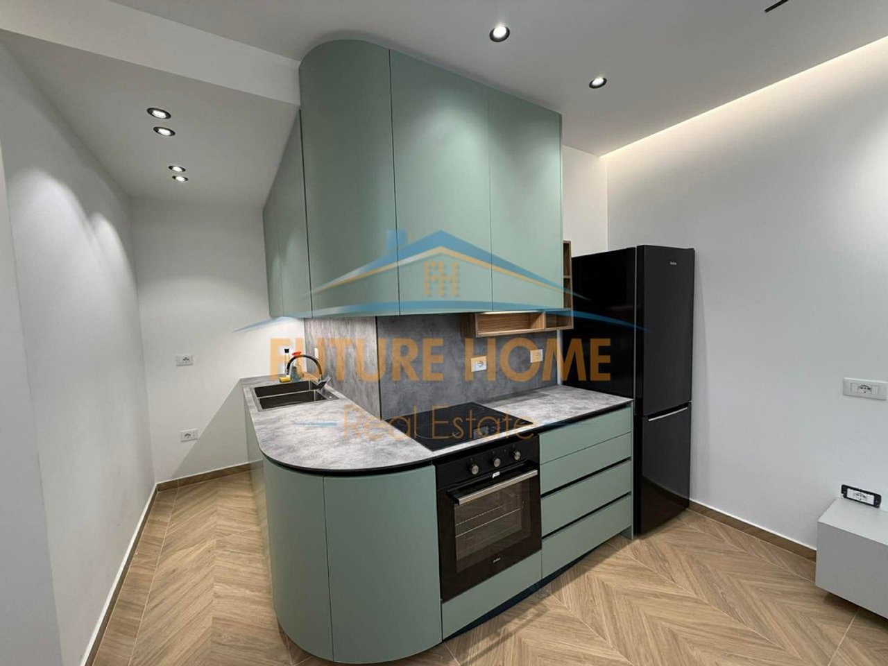 Sale, Apartment 1+1, Unaza e Re