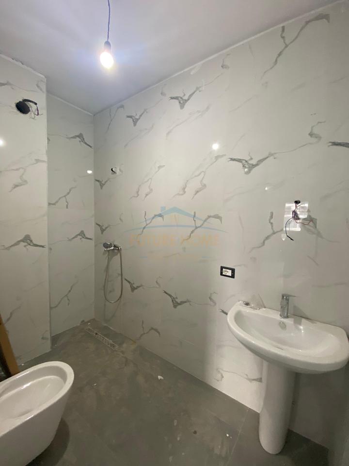 Rent, Apartment 3+1+2, Ndregjoni Complex, Tirana