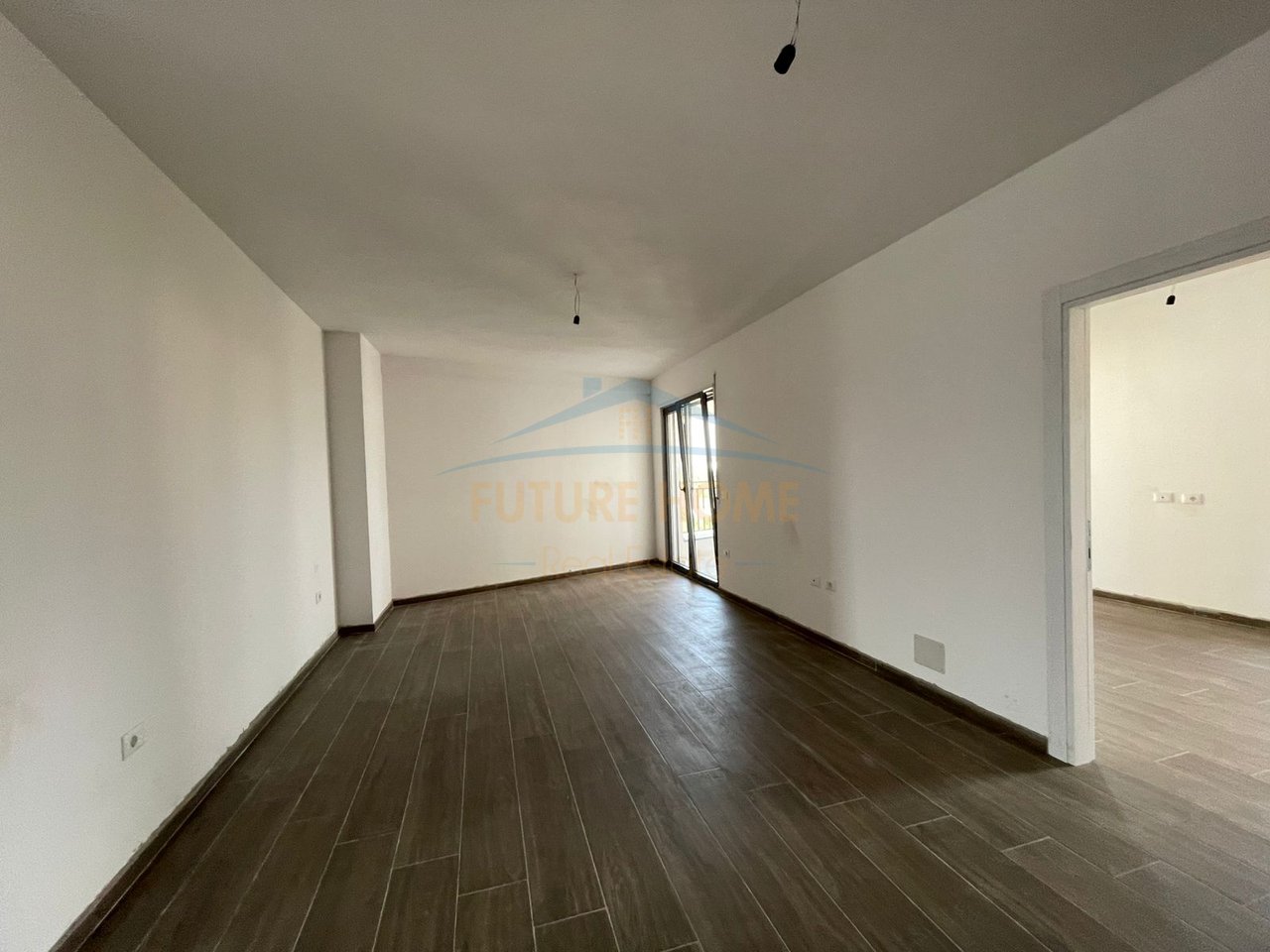 Rent, Apartment 2+1+2, Ndregjoni Complex, Tirana