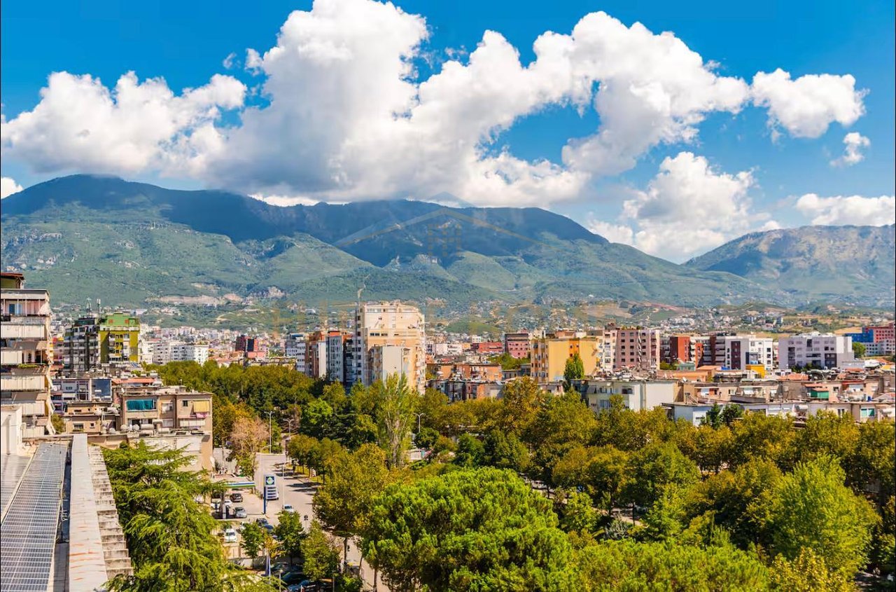 Affitto, Appartamento 2+1, Ministero degli Esteri, Tirana.