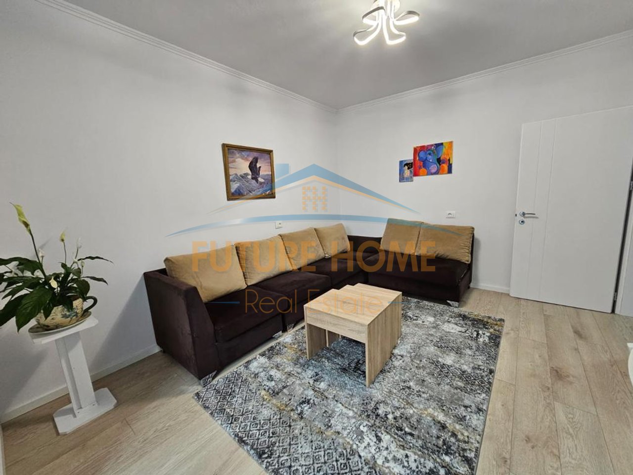 Qera, Apartament 1+1, Rruga e Kavajes, Tiranë.