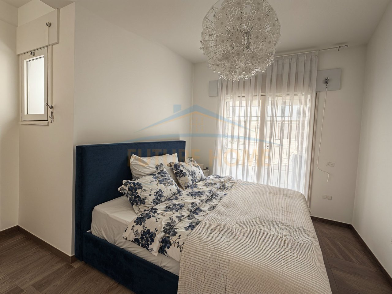 Shitet, Penthouse 3+1+2, Kompleksi Perla,Gjiri i Lalezit 