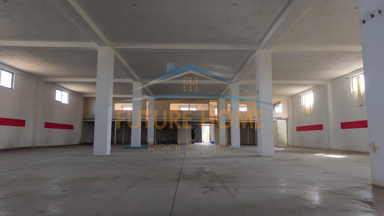 Qera, Kapanon, Valias, Tiranë.