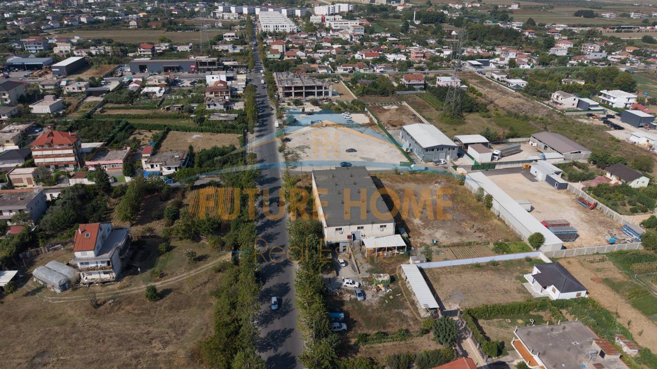 Qera, Kapanon, Valias, Tiranë.