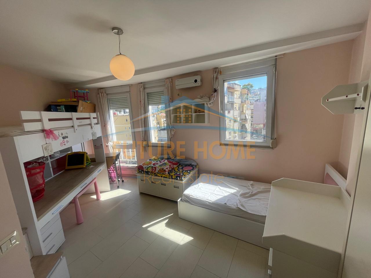 Rent, Apartment 2+1+2+Parking Space, Fresku, Tirana.