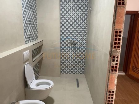 Shitet, Apartament 1+1, Unaza e Re